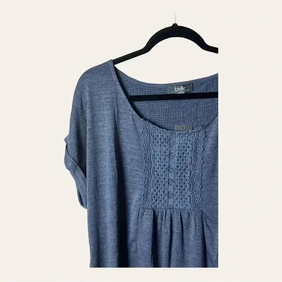 BELLEโ SHORT SLEEVE TOP BLUE IN COLOR SIZE LARGE - Picture 3 of 9